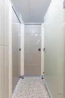 청결하고 밝은 스터디카페 여성 화장실